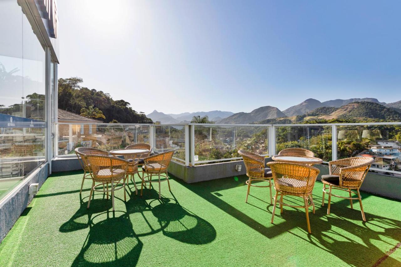 Hotel Petropolis Inn エクステリア 写真