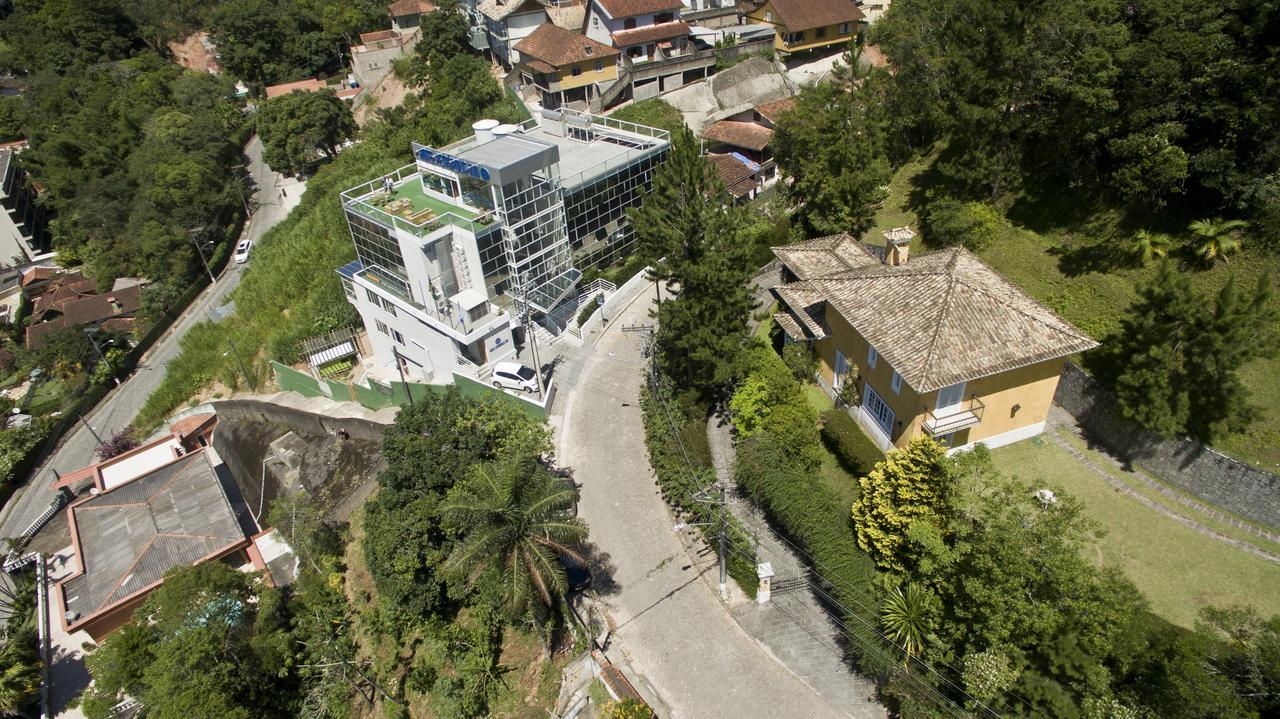 Hotel Petropolis Inn エクステリア 写真